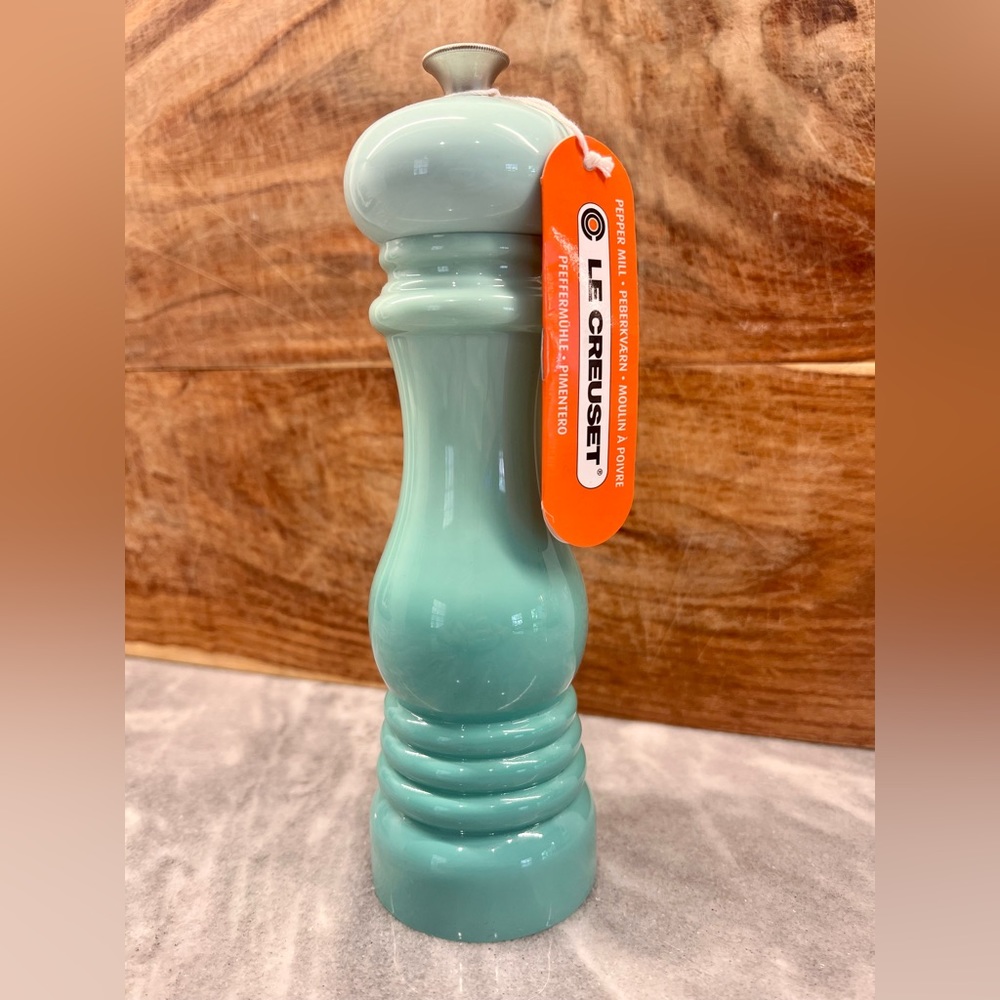 NWT Le Creuset Pepper Mill